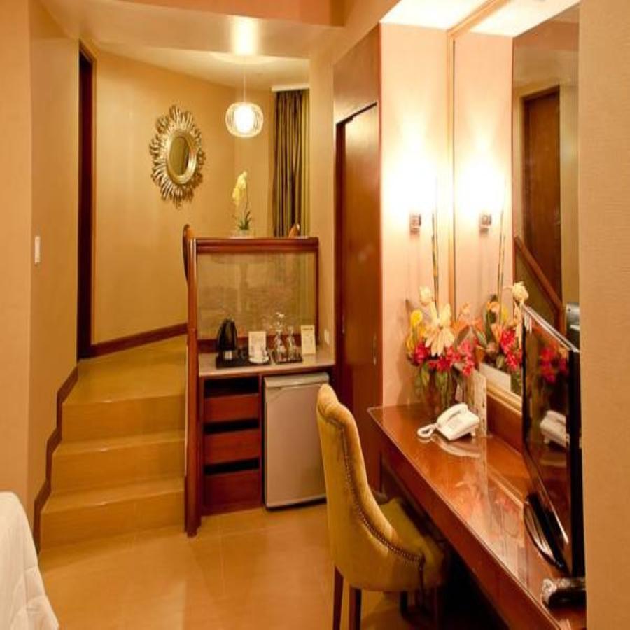 Royal Garden Hotel Ozamiz Bagian luar foto