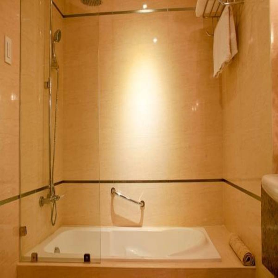 Royal Garden Hotel Ozamiz Bagian luar foto