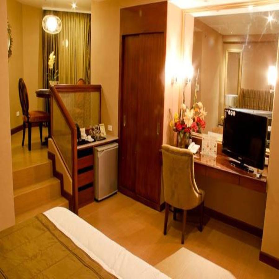 Royal Garden Hotel Ozamiz Bagian luar foto