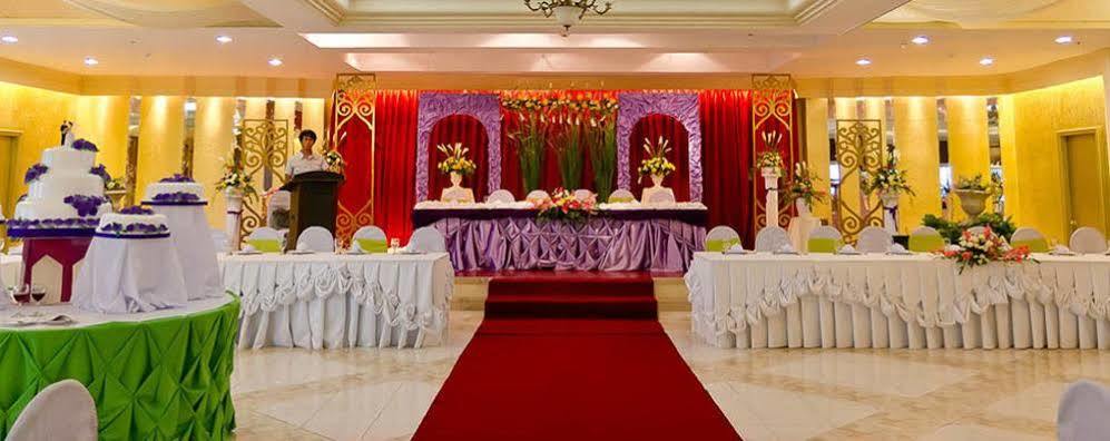 Royal Garden Hotel Ozamiz Bagian luar foto